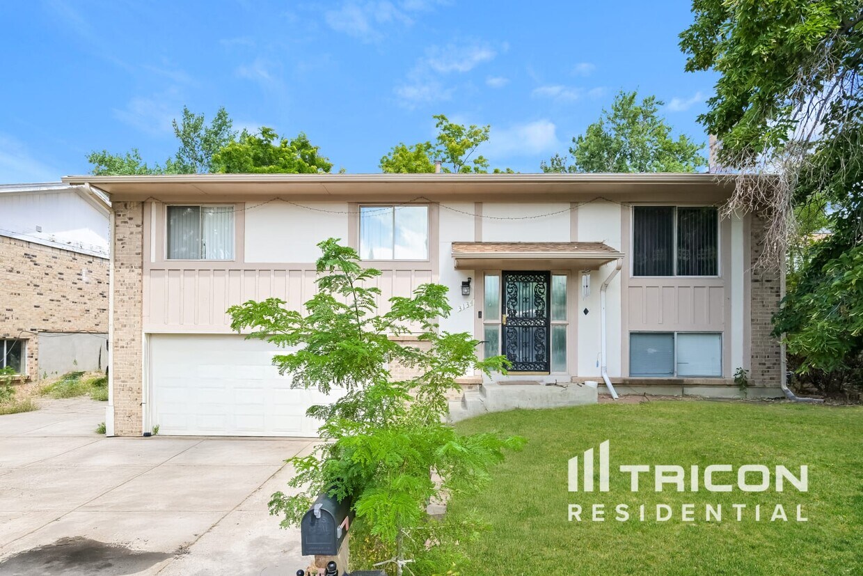 Foto principal - 3134 S Richfield St