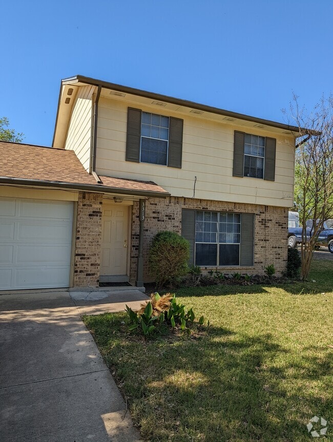 Building Photo - 3313 Turnabout Loop