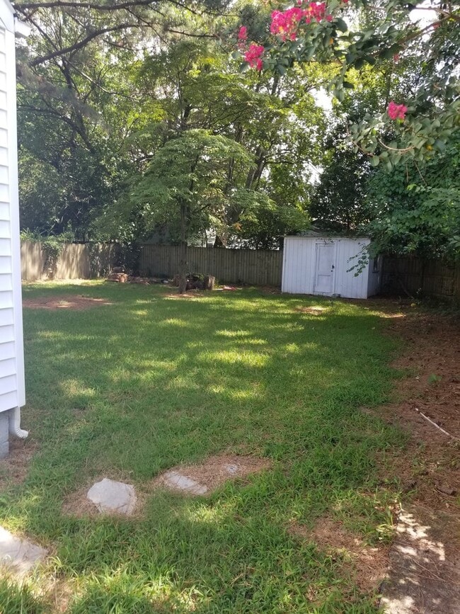 Photo - 709 Lanier Crescent House