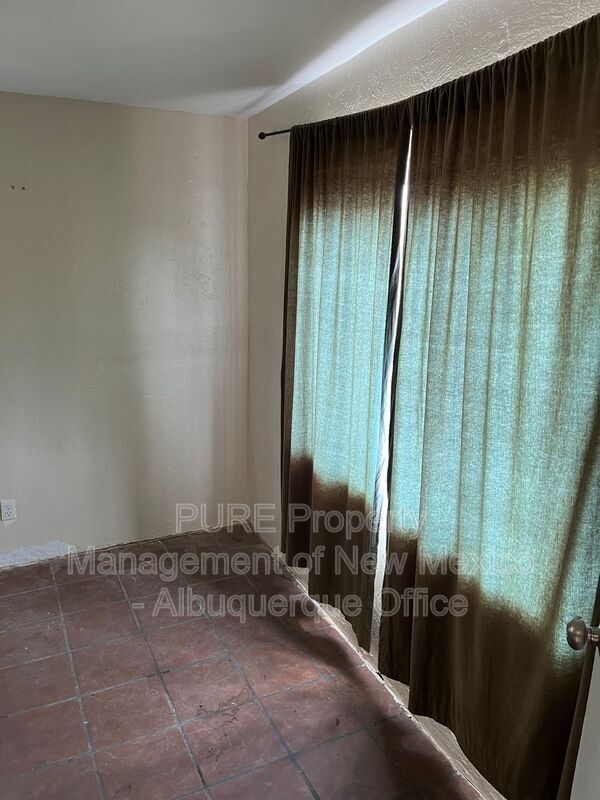 Foto del edificio - 4807 Idlewilde Ln SE