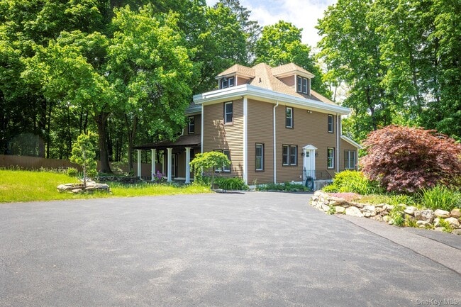 Building Photo - 65 Furnace Dock Rd