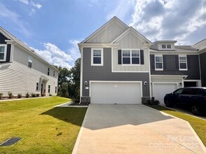 Building Photo - 2743 Yeager Dr NW