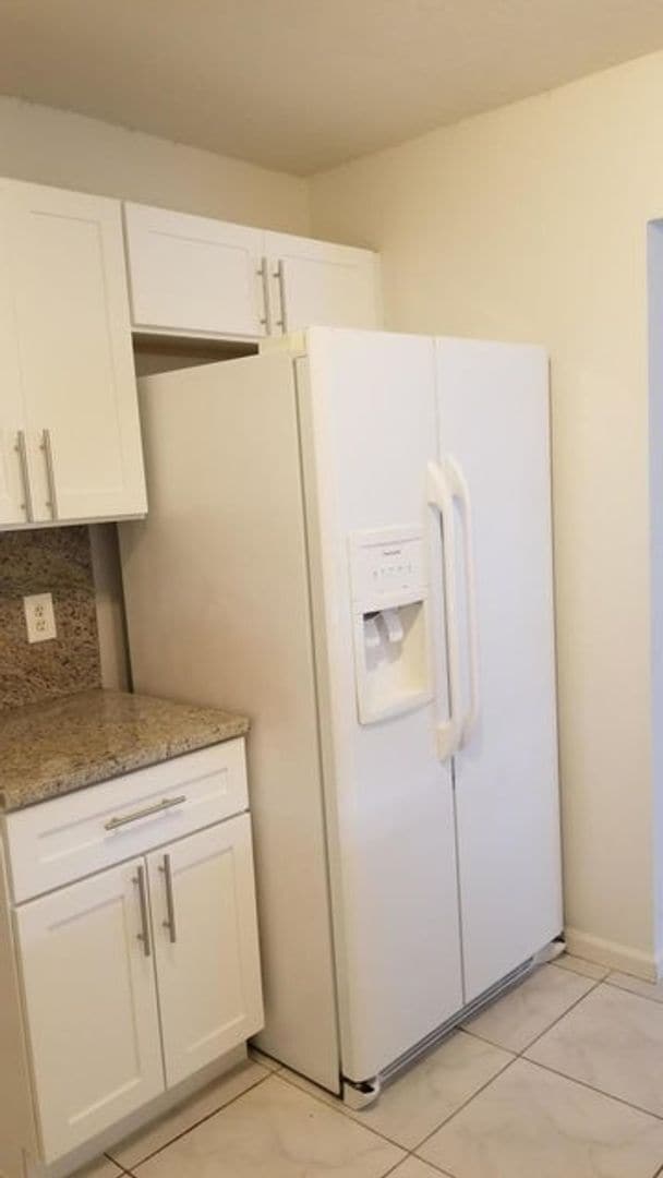 Foto del edificio - 14507 Larkspur Ln