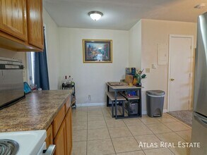 Building Photo - 6972 Peyote Way