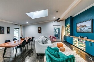 Building Photo - 1208 Mossvine Dr