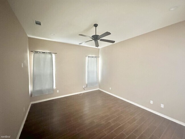 Building Photo - 3 br, 2 bath House - 5716 Barrington Ct