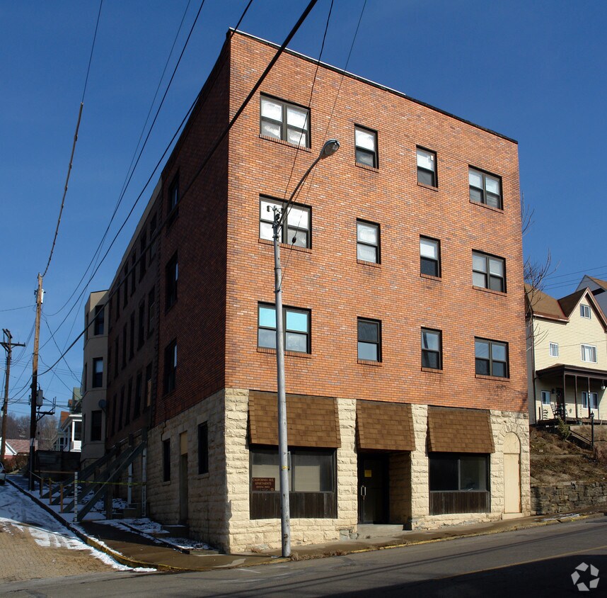 Building Photo - 201 California Ave