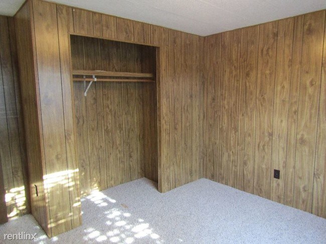 Building Photo - 3 br, 2 bath House - 1706 Buchanan