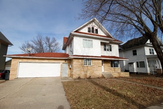 Building Photo - 1050 Cedar St