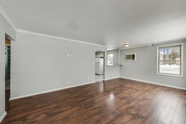 Building Photo - 630 Hampton Terrace