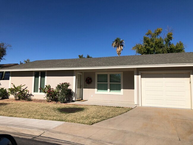 Building Photo - Amazing updated home !  In Leisure World a...