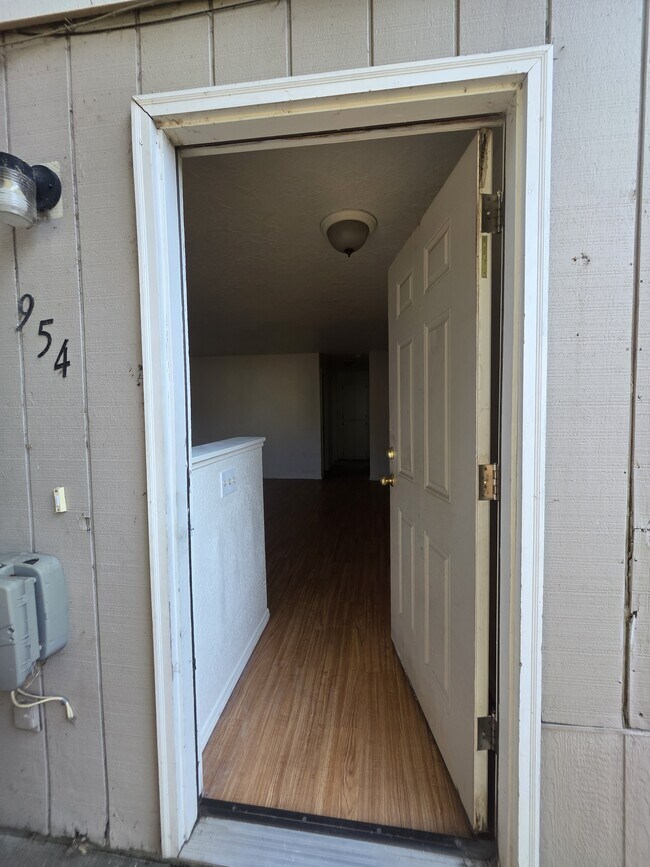Foto del edificio - 954-MHH954 Capitol St NE