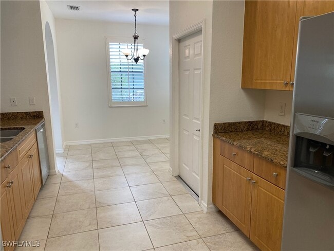 Building Photo - 15270 Summit Pl Cir