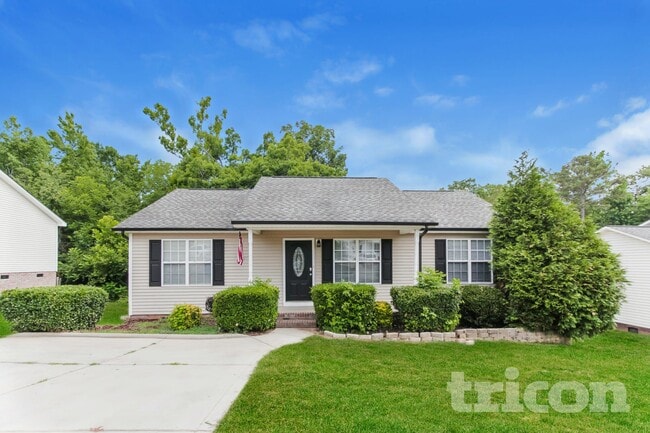 Building Photo - 639 Loch Lomond Cir