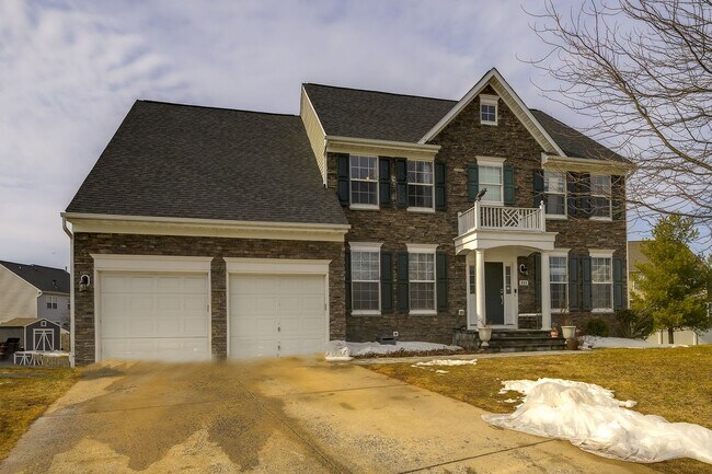 Foto del edificio - Luxurious Single Family Home in Emerald Farm