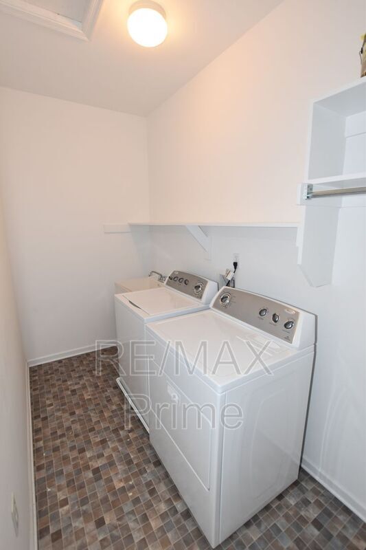 Foto del edificio - 4349 Farringdon Way