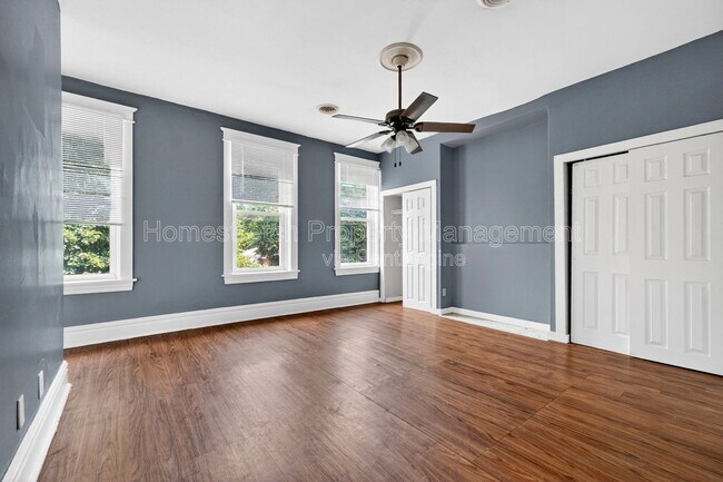 Foto del edificio - 4617 S Compton Ave
