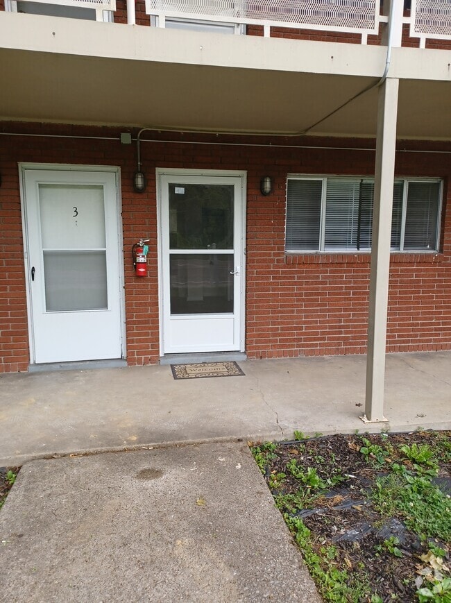 Dog Friendly Apartments under 1,200 in Knoxville, TN 326 Rentals