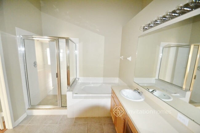 Building Photo - 25422 Lexington Oaks Blvd