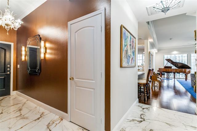 Building Photo - 3225 Turtle Creek Blvd