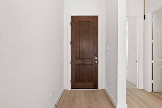 Building Photo - 4916 Northern Wds Dr