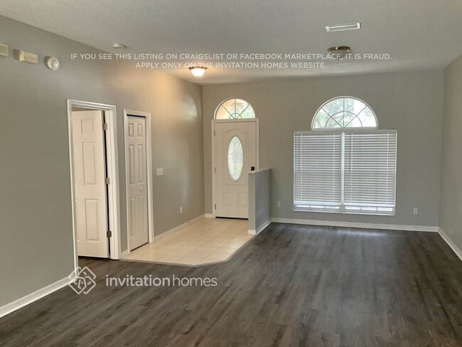 Building Photo - 9315 Poplar Creek Ct