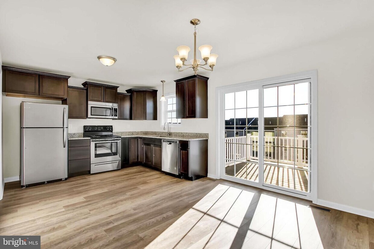 Foto principal - 342 Cadbury Dr
