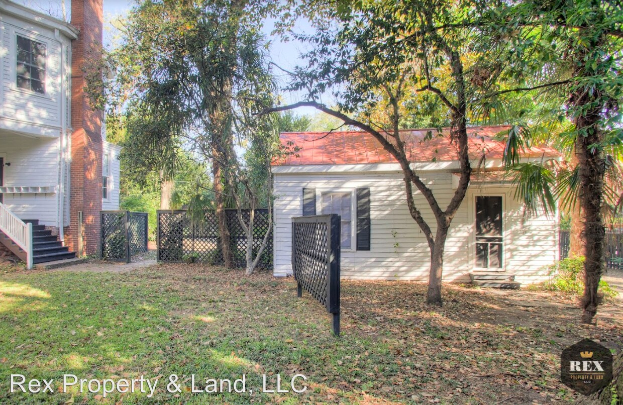 1 br, 1 bath House 946 Milledge Rd. Cottage House Rental in Augusta