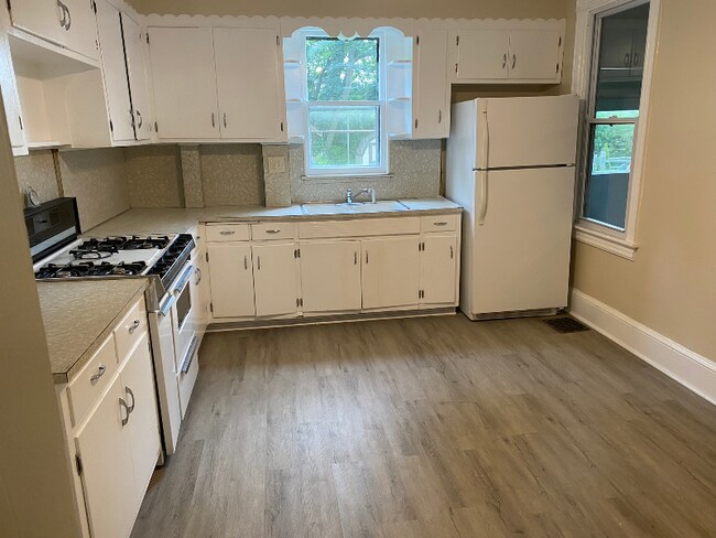 Foto del edificio - 307 N 5th Ave