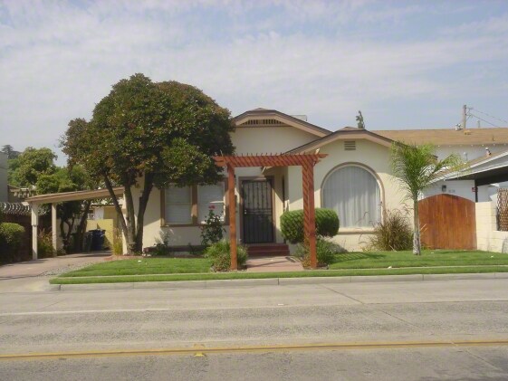 Building Photo - 5362 N San Pablo Ave