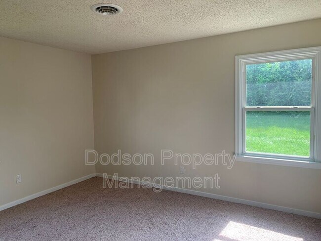 Building Photo - 907 Bowitch Ct