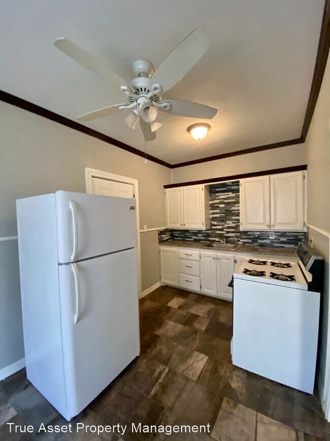 Building Photo - 1 br, 1 bath House - 3715 23rd St REAR