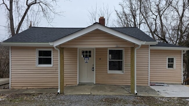 Foto del edificio - Totally Renovated, Private Cottage Now For Rent