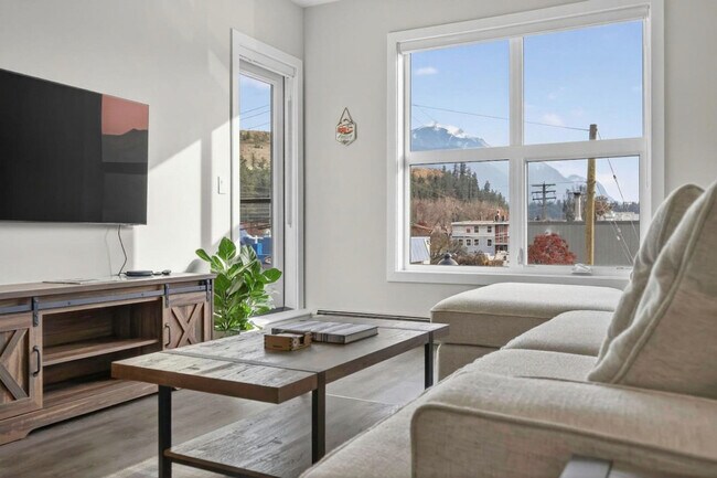 Photo du bâtiment - 901-907 7 St N