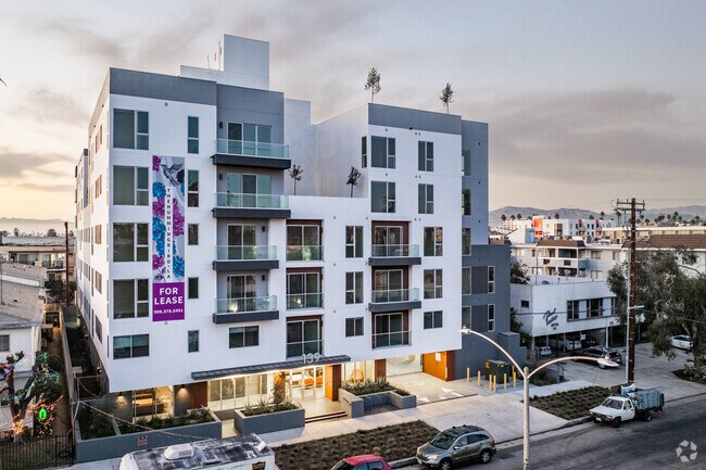 Building Photo - The Hummingbird LA - Brand New