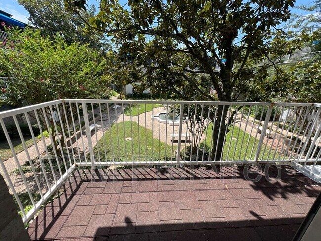 Foto del edificio - 2601 Bellefontaine