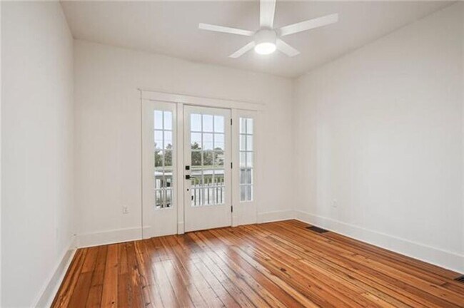 Foto del edificio - 720 Moss St