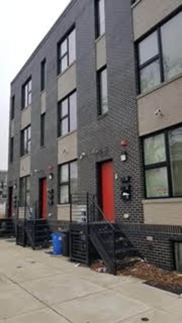 Building Photo - 2037 N College Ave