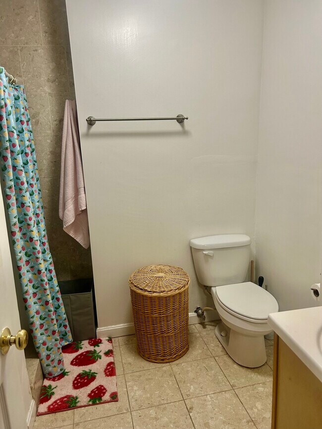 Photo - 220 Hanover St Apartment