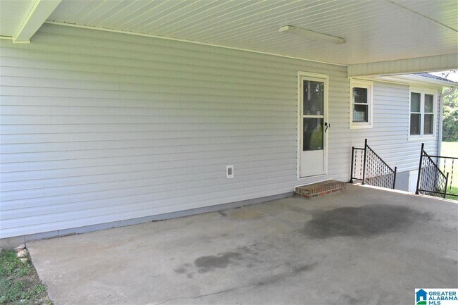 Building Photo - 52560 HIGHWAY 78