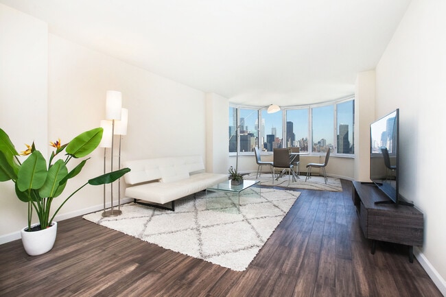 Foto del edificio - 330 E 38th St