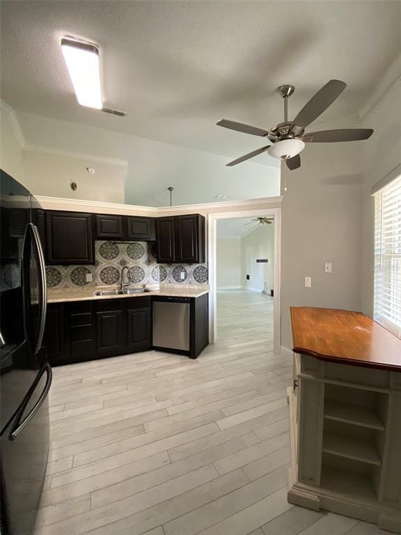 Foto del edificio - 1419 Spring Ridge Dr