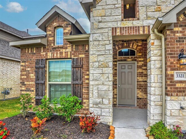 Building Photo - 3321 Explorer Dr