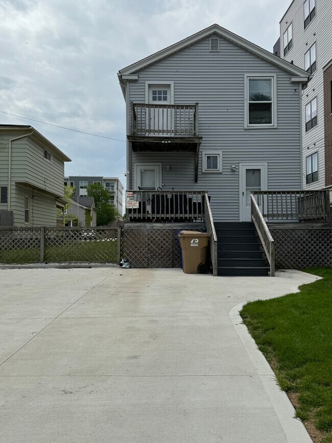 Back - 5921 5th Ave
