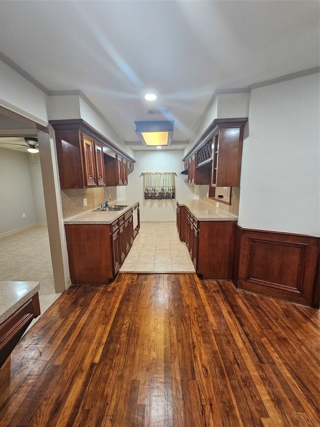 Foto del edificio - 10230 Pillot St