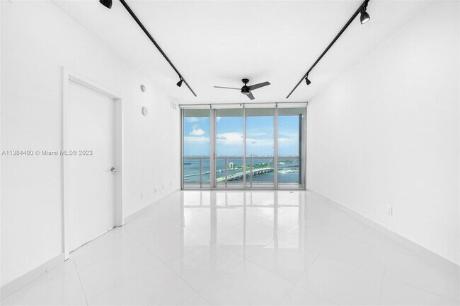 Building Photo - 888 Biscayne Blvd