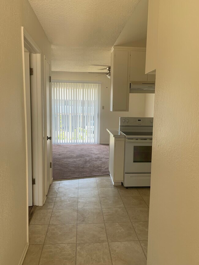Foto del edificio - 2710 Spyglass Dr