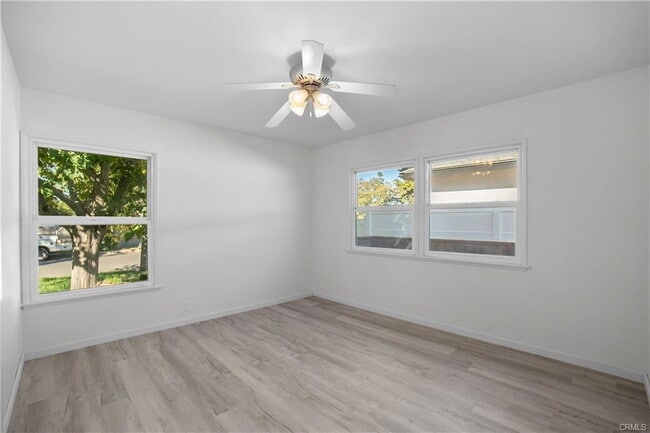 Building Photo - 7400 Cozycroft Ave