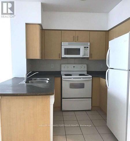 Photo du bâtiment - 4968-4968 Yonge St
