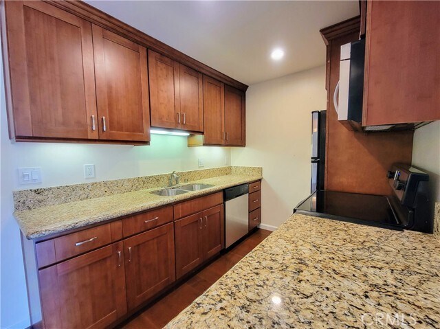 Foto del edificio - 448 N Bellflower Blvd